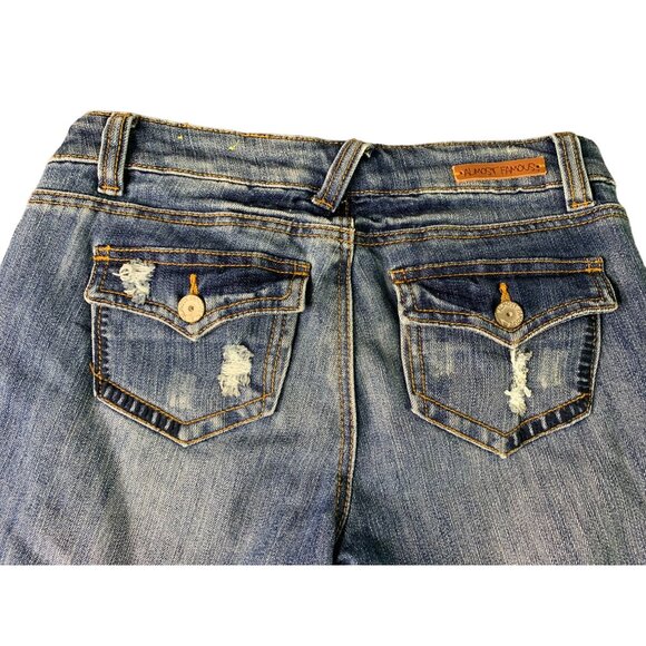 Almost Famous Womens Size 3 Long Bermuda Shorts Cuffed Flap Back Pockets Jean De - Picture 3 of 7